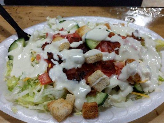 Big salad with blue cheese