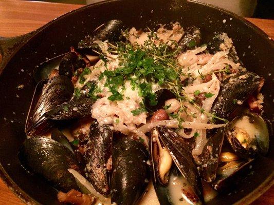 Kenneth Square mushroom mussels