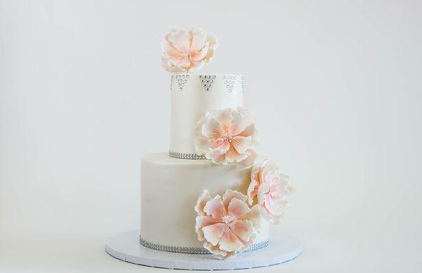 2 Tier Dalia Signature Wedding Cake, Serves 60 guests