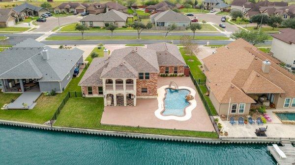 Luxury Listing: 14926 Lake Athens Ave of Calallen, TX listed & SOLD by Lindsey.