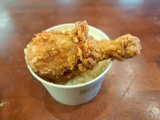 Fried chicken leg $1.38