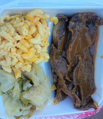 Beef steak, mac n cheese & cabbage