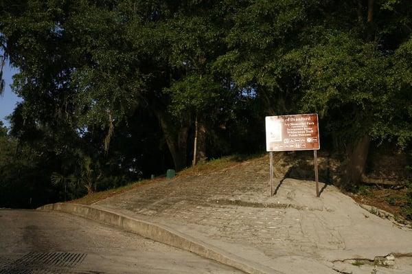 The sign by the boat ramp as we approached the park: note that they spell it here "Ivy", but elsewhere it's "Ivey".