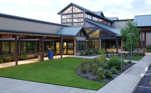 PeaceHealth Cottage Grove Medical Center front entrance