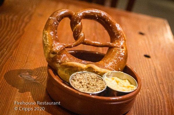 Bavarian Soft Pretzel w/ Beer Cheese and Mustard