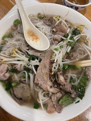 1. Pho Tai