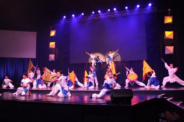 Illinois Shaolin performance at the 2017 Xilin 12th Naperville Lantern