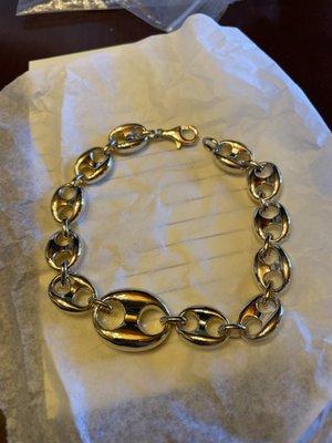 14k gold Gucci link bracelet