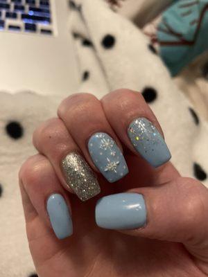 Winter nails by Linda