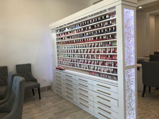 Nail polish station