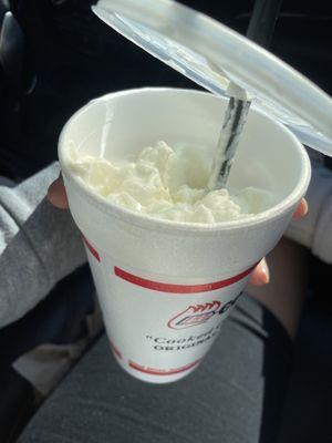 Vanilla milkshake