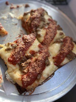 Detroit Style Pizza