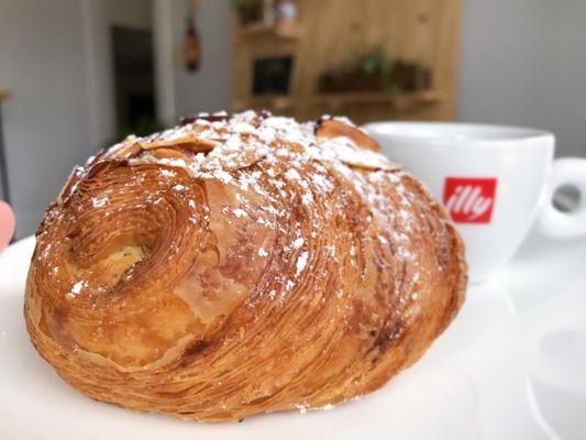 Almond croissant