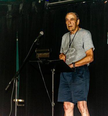 Tom Jones reading at Linneman's July 2018