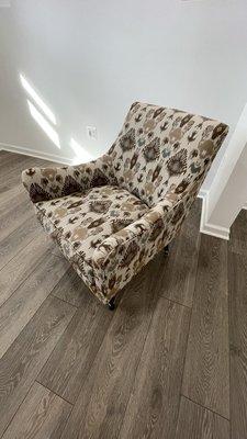 B & B Upholstery & Furniture