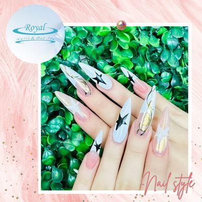 Elevate your look with our exclusive luxury nail designs!