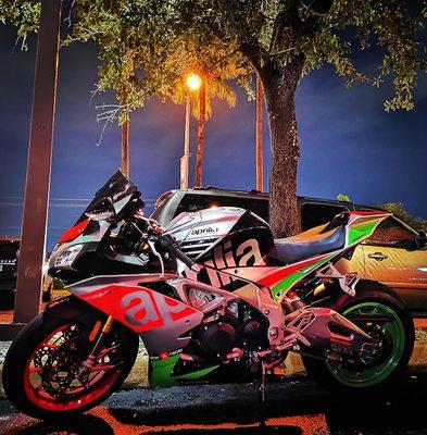 2017 Aprilia RSV4 RF