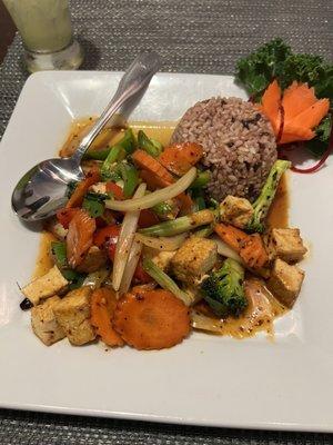 Thai Basil with Tofu and brown rice