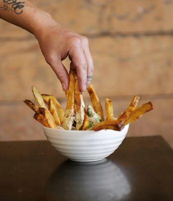 Cheësy truffle fries