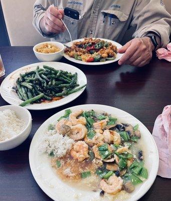 Shrimp with Lobster Sauce, Jalapeño Chicken, Garlic Green Beans