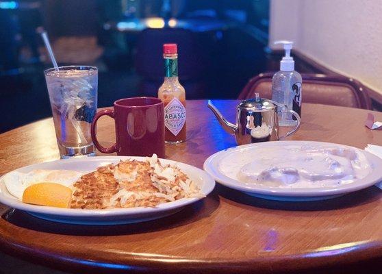 Full Order Biscuits & Gravy w/ Eggs, Hashbrowns and Coffee