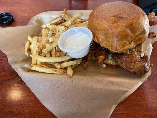 Chicken sandwich with Gorgonzola, bacon and house aioli and Parmesan garlic fries