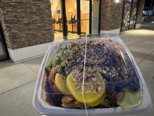 Poke bowl with 2 proteins