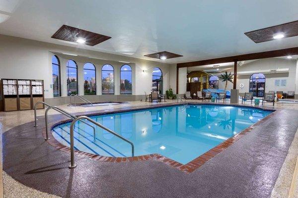 Pool - indoor