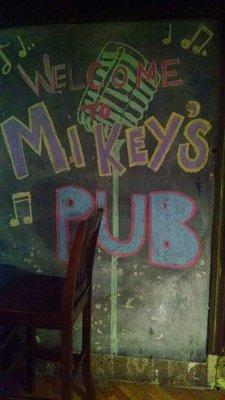 Mikey's Pub