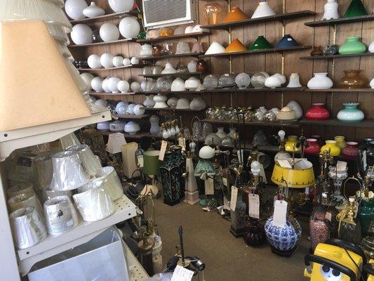 Parts for all types of lamps