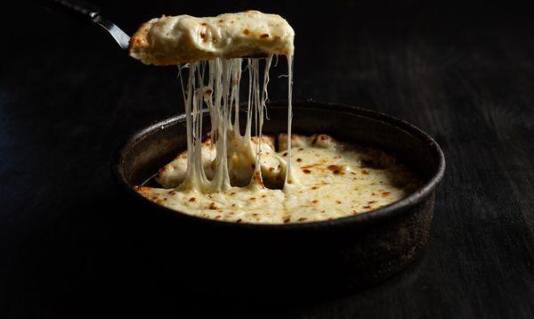 Cheesy Lantern Bread