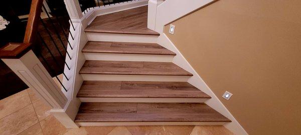 shaw floorte lvp on angled stairs