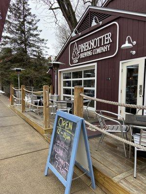 Pineknotter Brewing