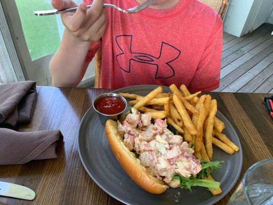 Lobster roll