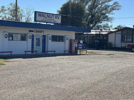 Laundry on site open to public