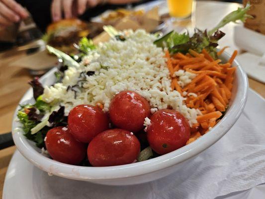 Roman salad (my chick peas  were missing)