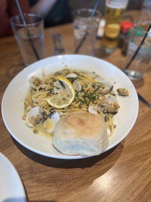 Linguine White Clam Sauce