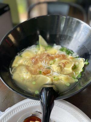 Wonton Noodle Soup (with rice noodles)