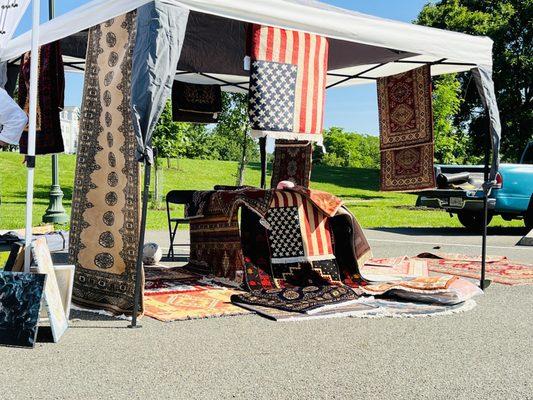 Afghan handmade shop on Sunday