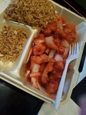 Supposed to be Hunan Chicken... not even close. So gross and soggy too.