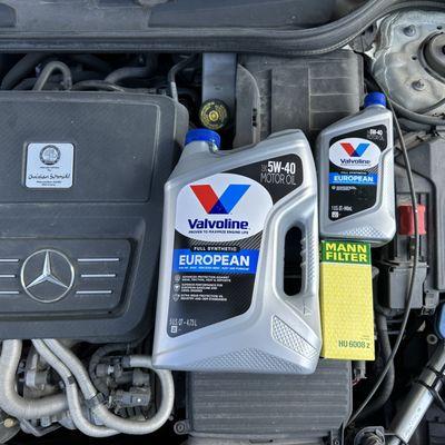 Mercedes Benz CLA45 AMG oil change with MB - Approval 229.5 Full Synthetic Oil