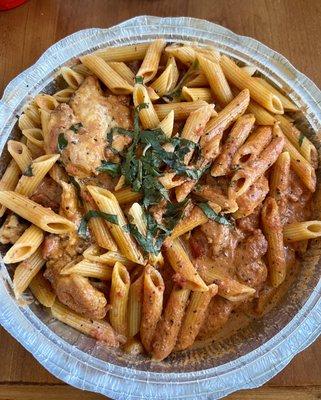 Chicken Vincenzo with rosa sauce