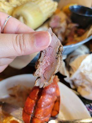 Skirt steak is nothing like Asada/flank steak.Tastes like middle eastern steak. Beware.