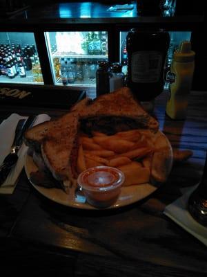 Old fashioned Rueben and fries