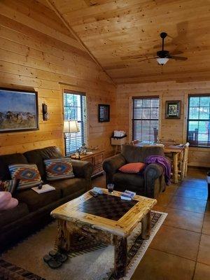 Beavers Bend Creative Escapes