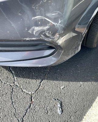 Close up of the Damaged Accord.  See my Lexus Hybrid emblem that was ripped off my vehicle!