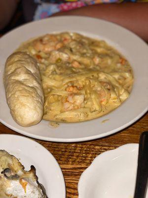 Shrimp , Crawfish & Crabmeat Pasta