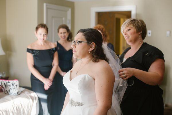 Natalie did a wonderful job on my bridal party, mother and new mother-in-laws hair. Everyone looked beautiful!