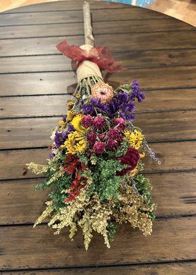 dried flower bouquet broom