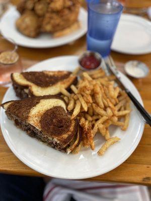 Patty Melt w/extra onions and fries